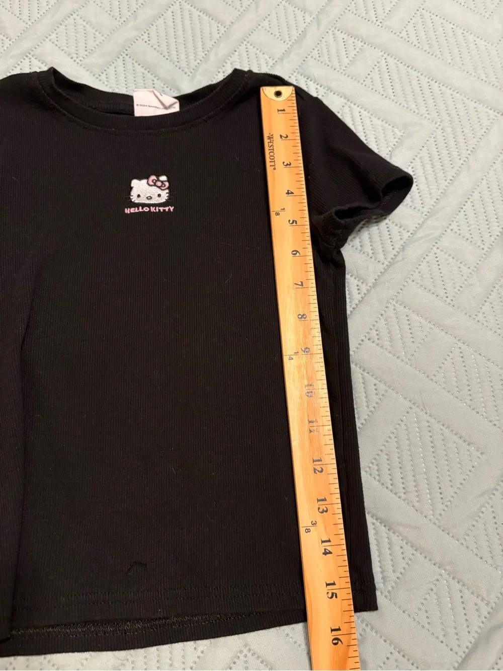 Sanrio Hello Kitty Girls Black Ribbed T- Shirt Size 8 Medium